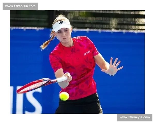 锁定总决赛即退赛！莱巴金娜背伤弃东京，诺斯科娃躺进决赛